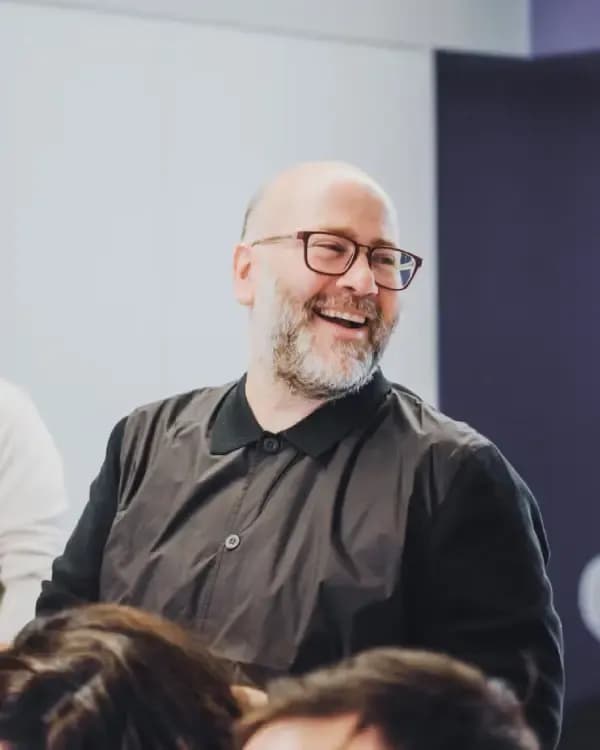 Services decorative image